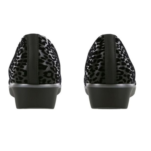 SAS Bliss Wedge Velvet Black Leopard Print Slip-On Shoes 9W - Picture 5 of 14